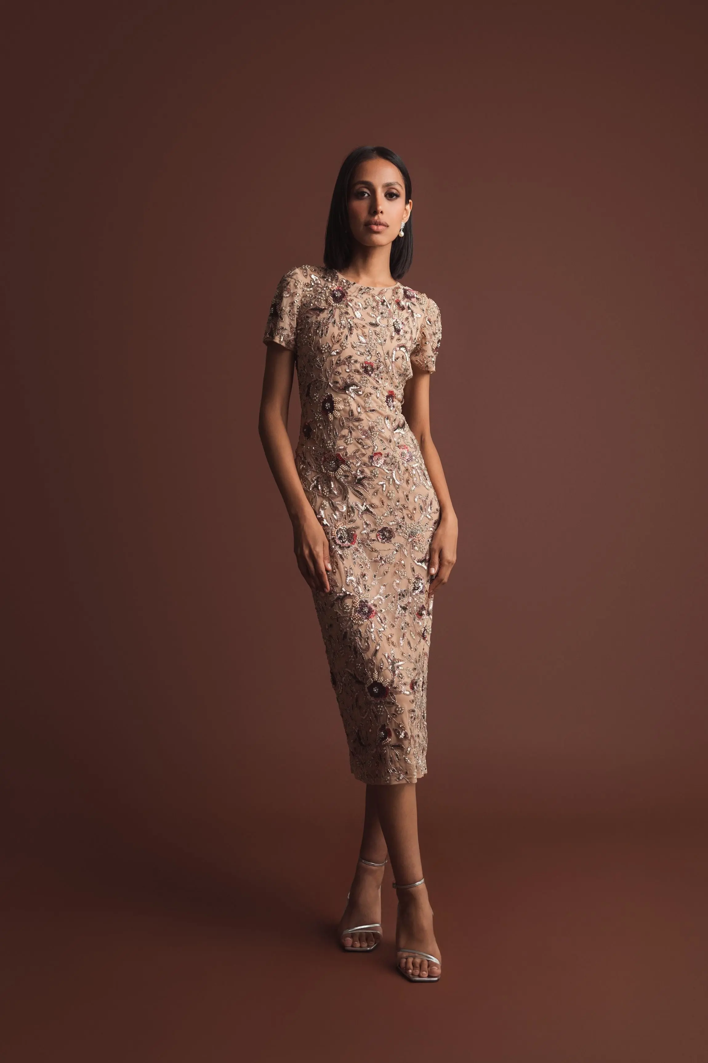 Beige Floral Embellished Short Sleeve Midi Dress - Image 4