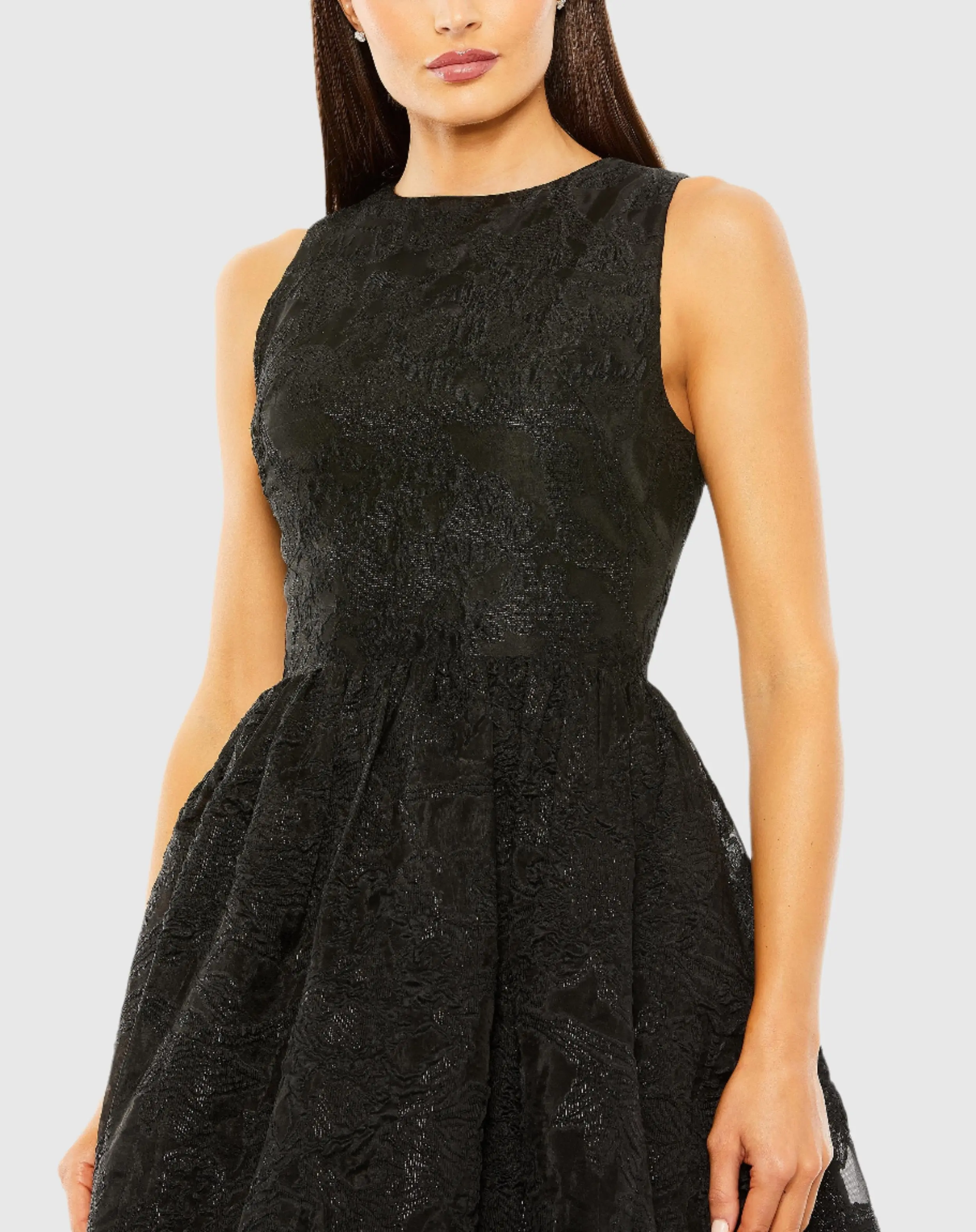 Black Sleeveless High Low Brocade Gown - Image 2