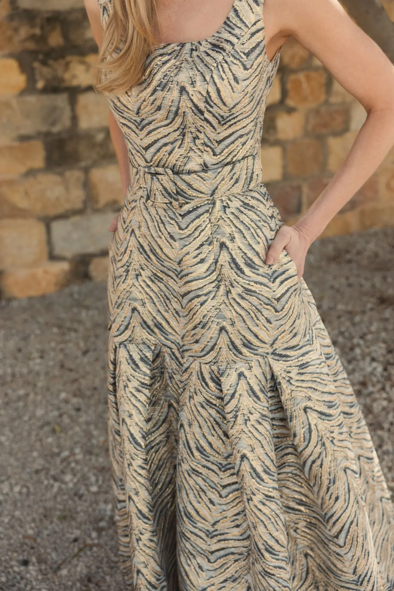 Gold Metallic Jacquard Gown with Square Neckline and Box Pleats - Image 5