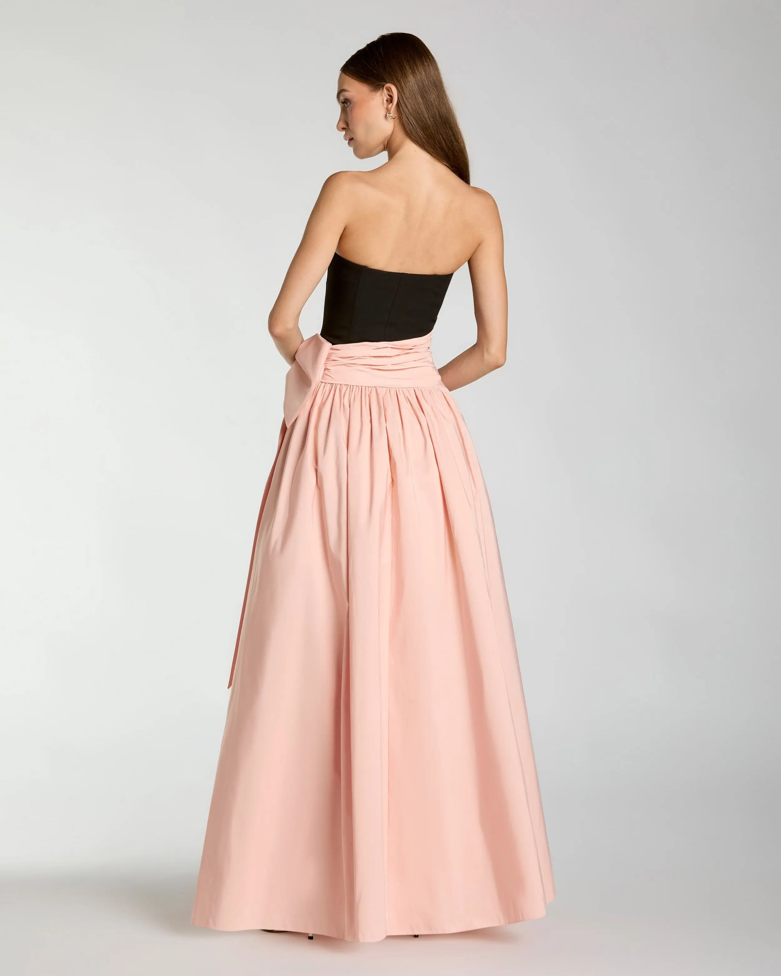 Black Pink Strapless Gown With Oversized Bow - Image 3