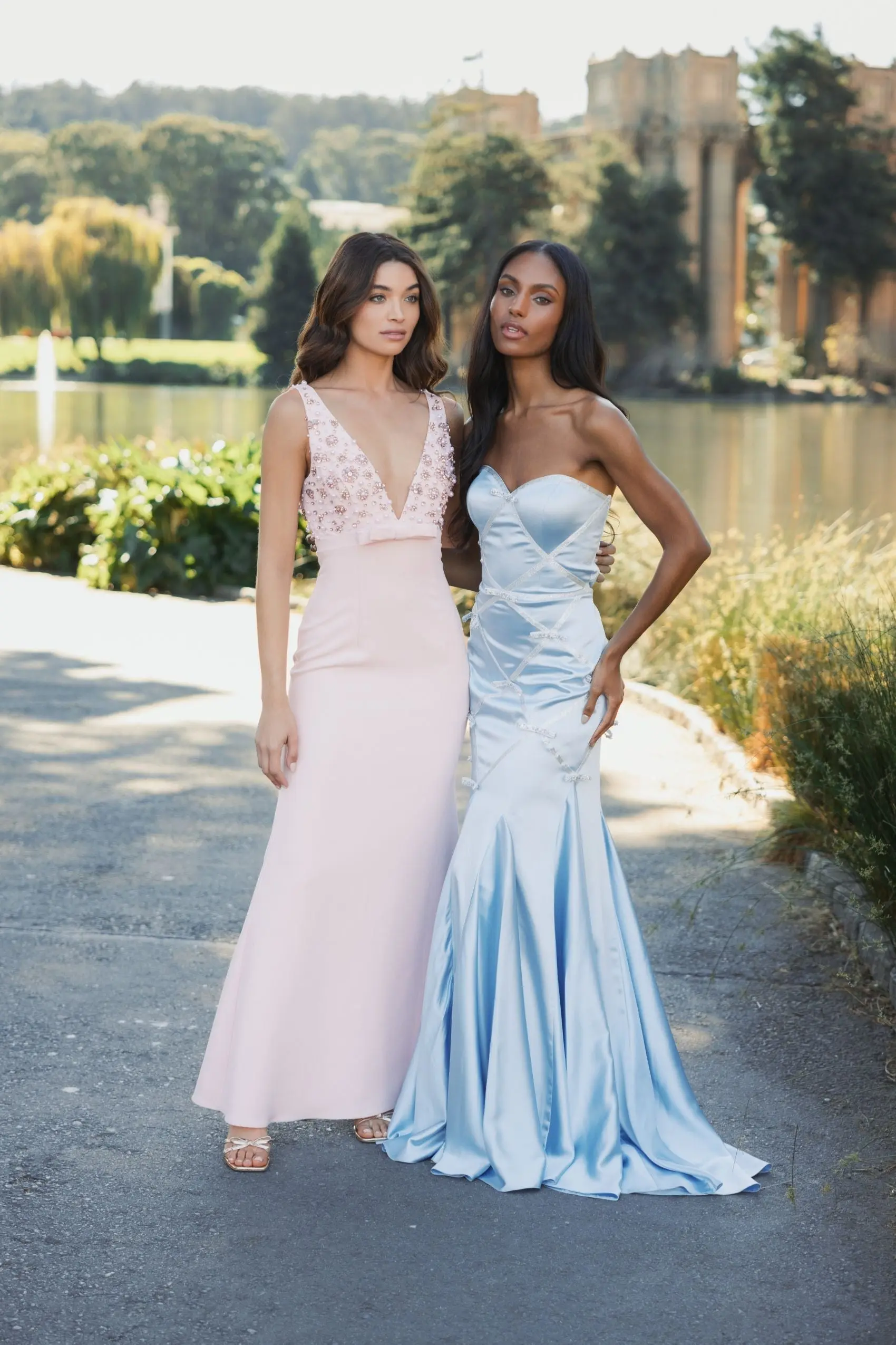 Blue Strapless Satin Trumpet Gown With Bow Details - Image 4