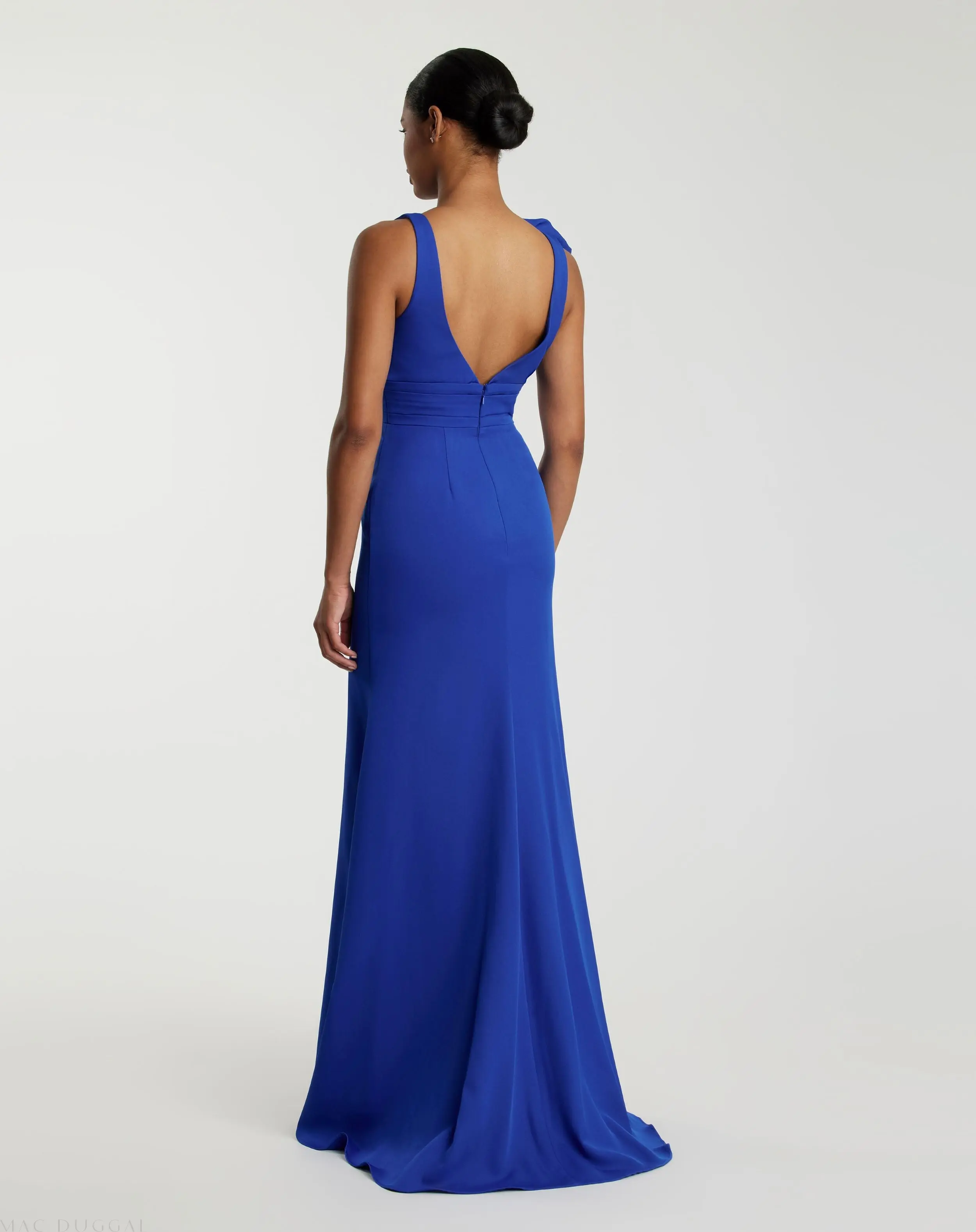 Dark Blue Sleeveless V Neck Bow Detail Mermaid Gown - Image 3