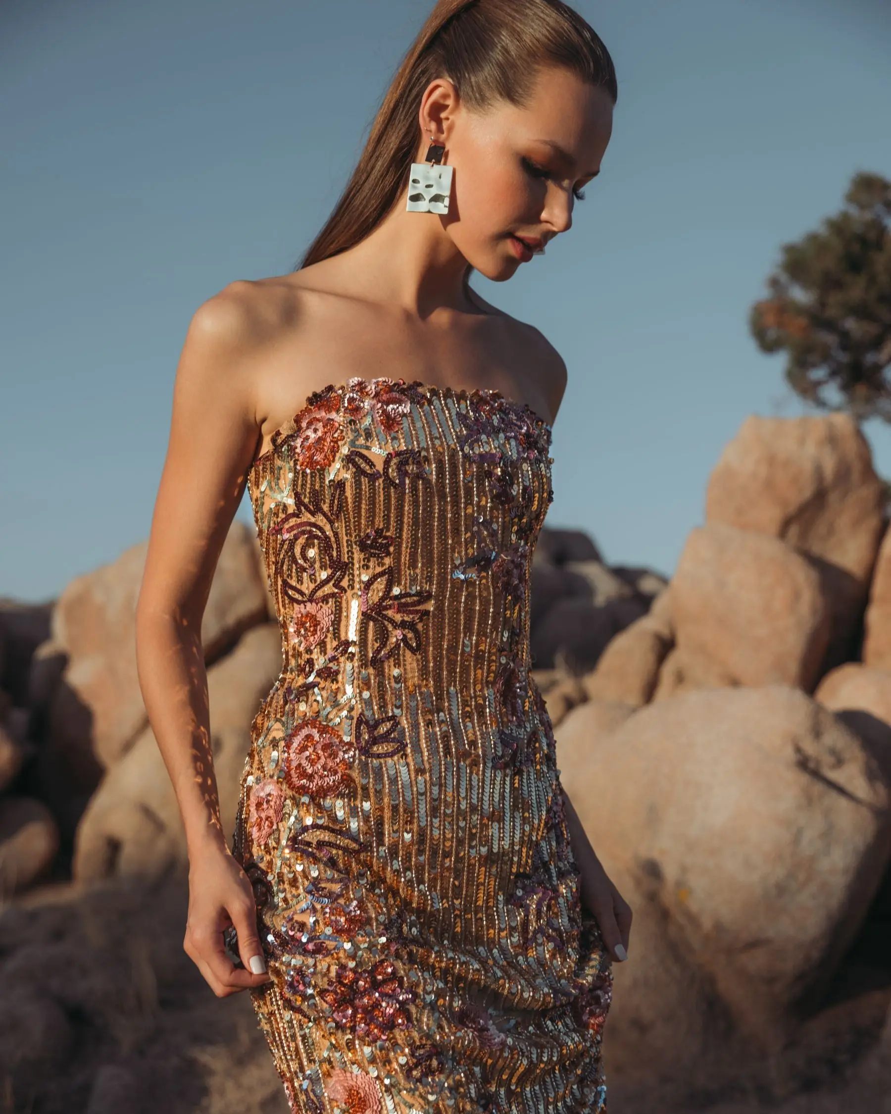 Gold Floral Embellished Strapless Column Dress - Image 6