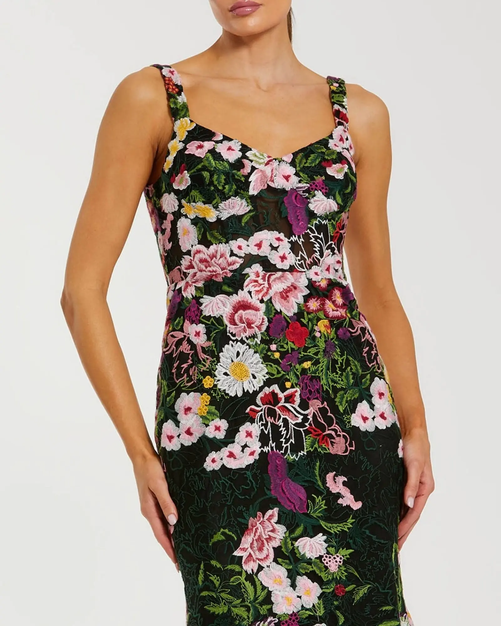 Black Sleeveless Floral Embroidered Mermaid Gown - Image 2