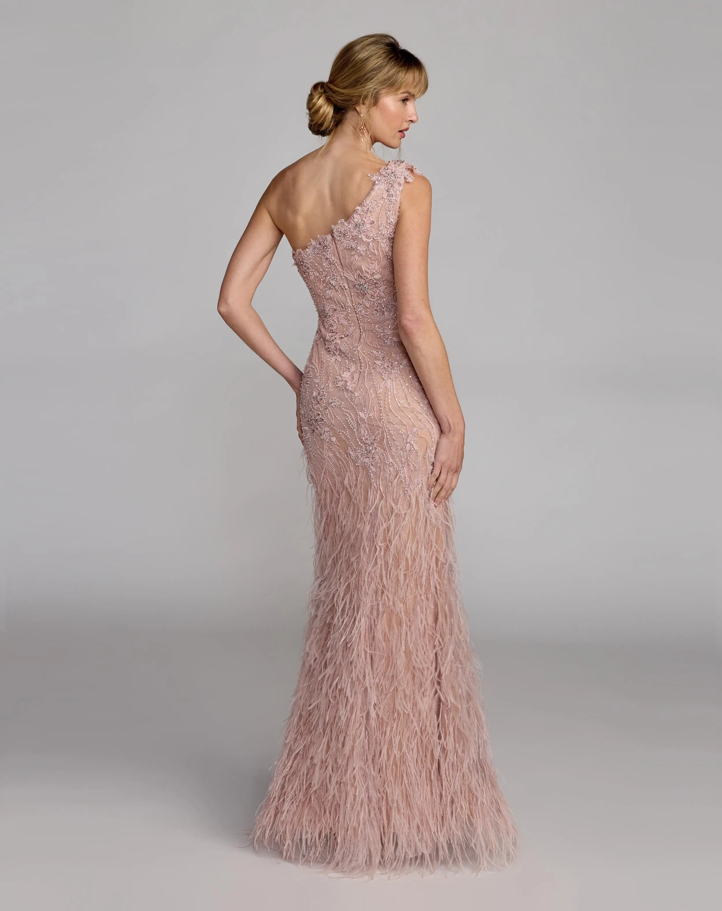 Pink Embellished Lace One Shoulder Feather Gown - Image 7